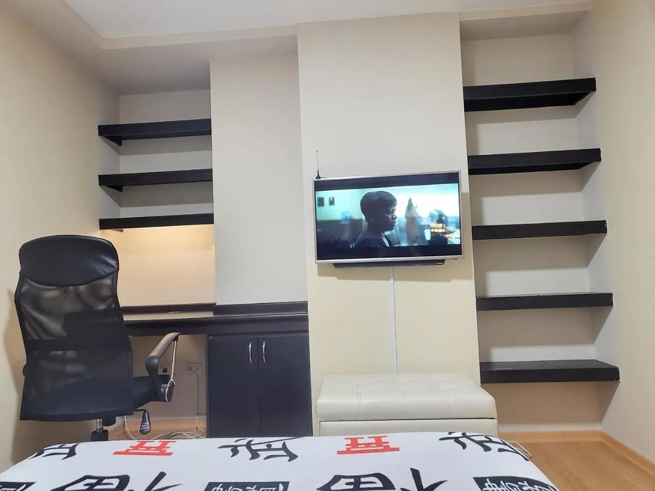 Japon, Hermoso Edificio Con Acabados Muy Hermosos Y Estilo Moderno Appartement Quito 0*,  Ecuador